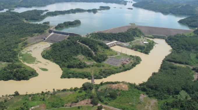 Rio Sinú Rodeado De Naturaleza