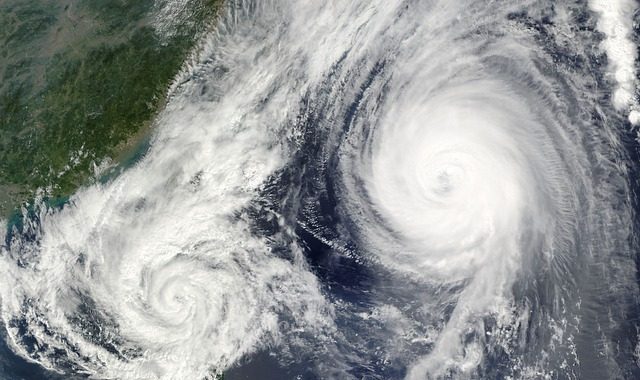 Nubes Que Muestran Posible Tormenta Tropical