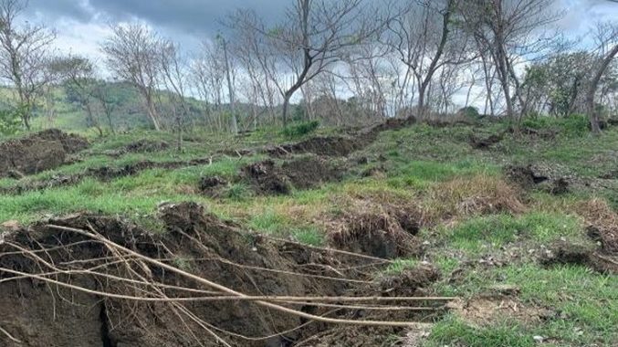 Foto De Agrietamiento En El Campo