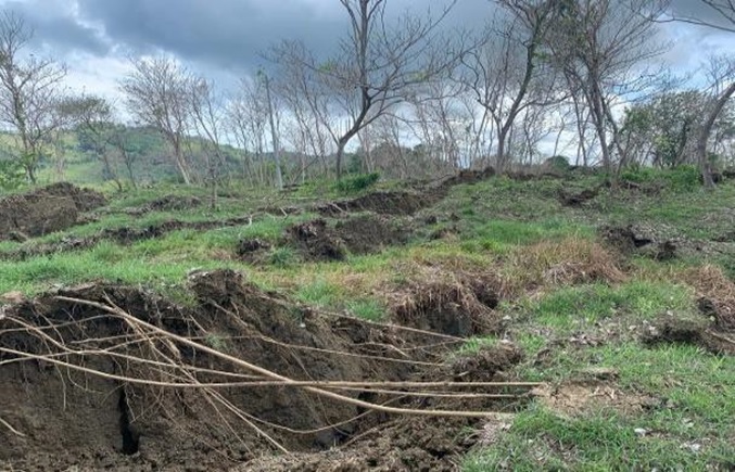 Foto De Agrietamiento En El Campo