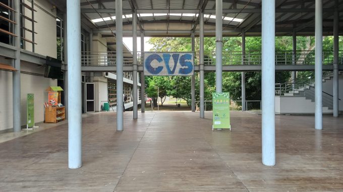 Foto Entrada Principal Corporación CVS